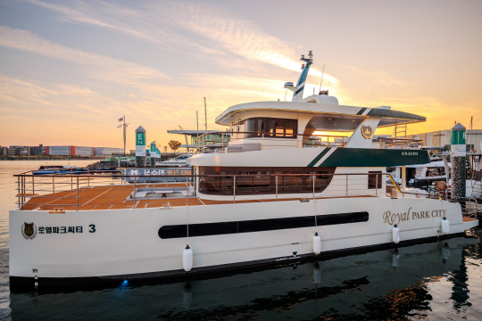 지난 8일 진수식을 마친 DK아시아의 로열파크씨티 3호(DK아시아 제공)